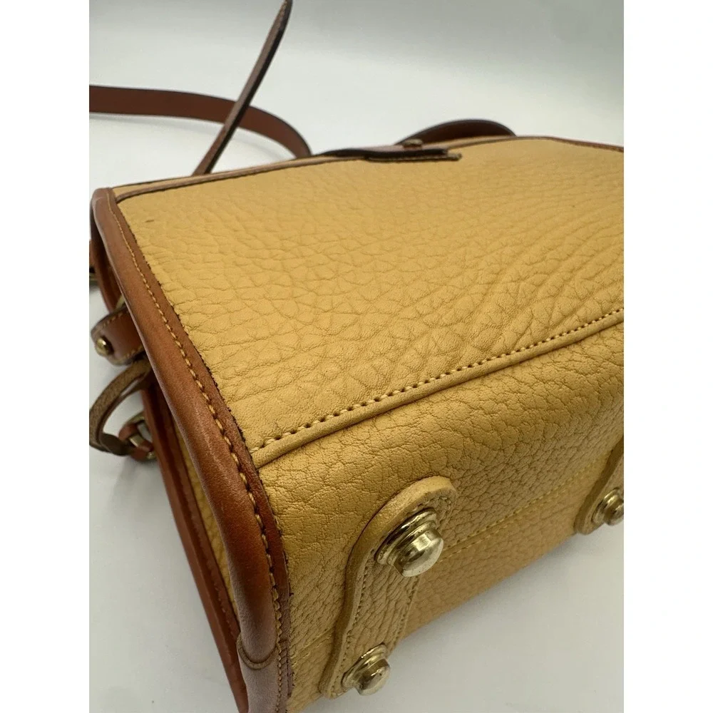 Vintage Dooney and Bourke Essex bag in Palomino/yellow Brass Hardware